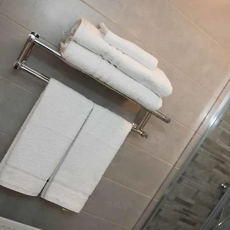 فندق مبيت وإفطار Dunagree 3*